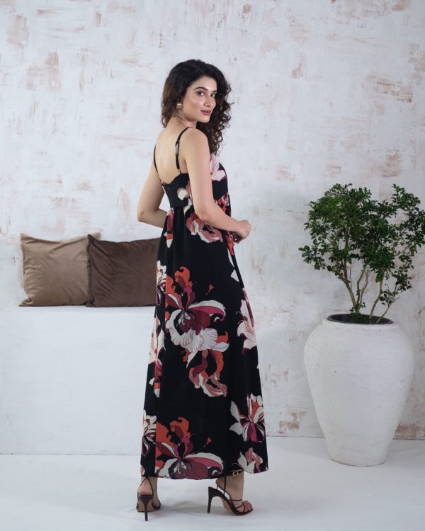 NIK ORCHID - Image 4